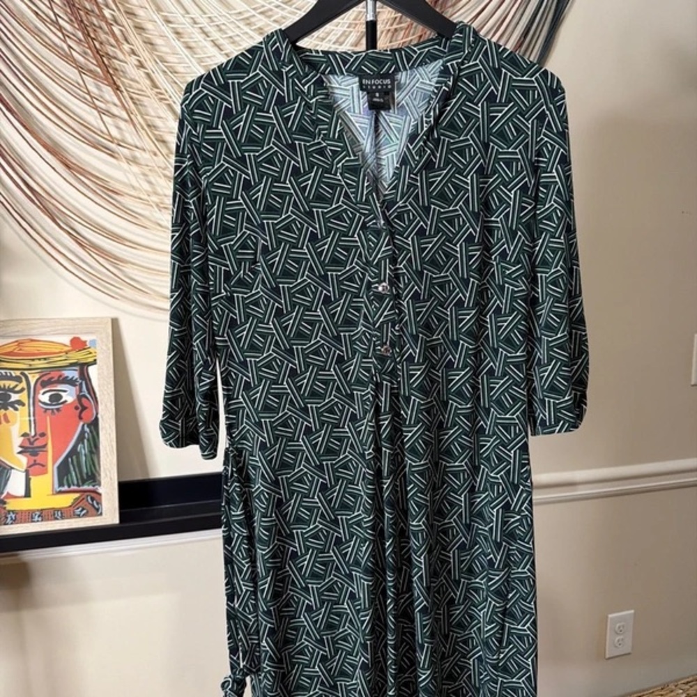 Enfocus Studio Green and Black Geometric Midi Dress